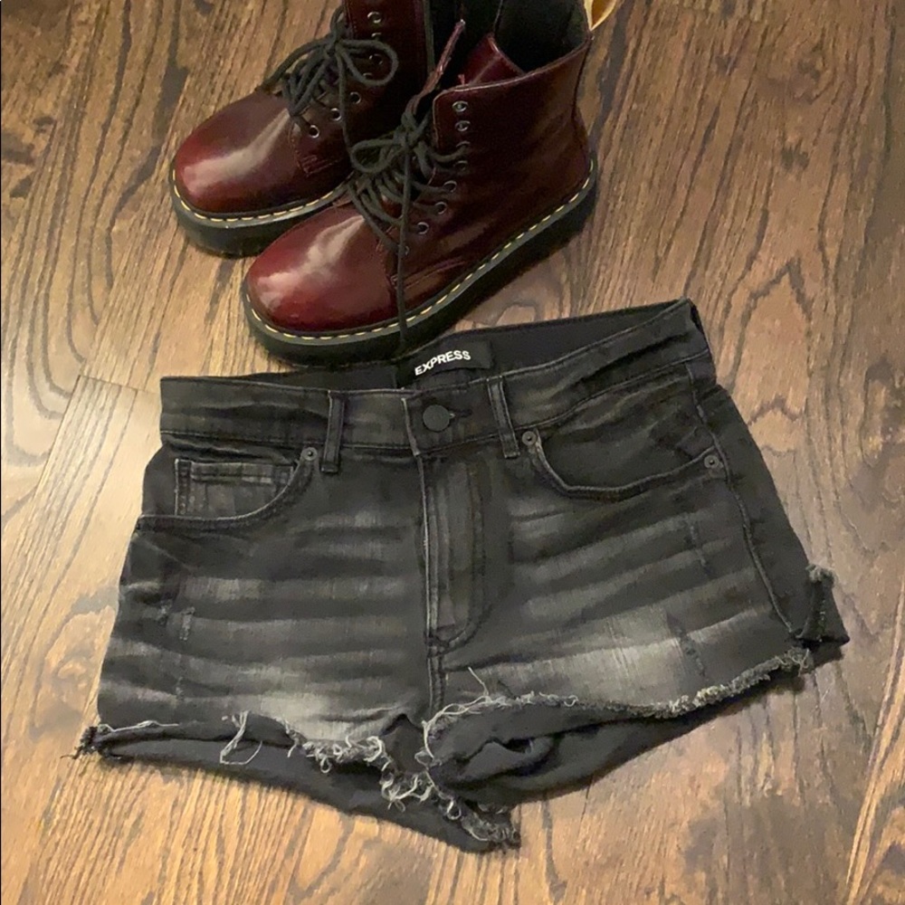 Express black short like new hi-rise